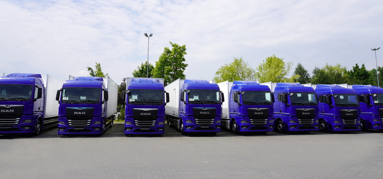 MAN New TGX 26.400 / NEW IGLOOCAR refrigerator 20 pallets / 6×2 / 2024 / 2 units - Kühlkoffer LKW: das Bild 3 MAN New TGX 26.400 / NEW IGLOOCAR refrigerator 20 pallets / 6×2 / 2024 / 2 units - Kühlkoffer LKW: das Bild 3