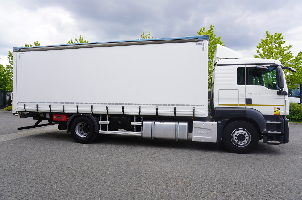 MAN TGS 18.440 / 19 EPAL curtainsider / Sleeper cab - Plane LKW: das Bild 2 MAN TGS 18.440 / 19 EPAL curtainsider / Sleeper cab - Plane LKW: das Bild 2