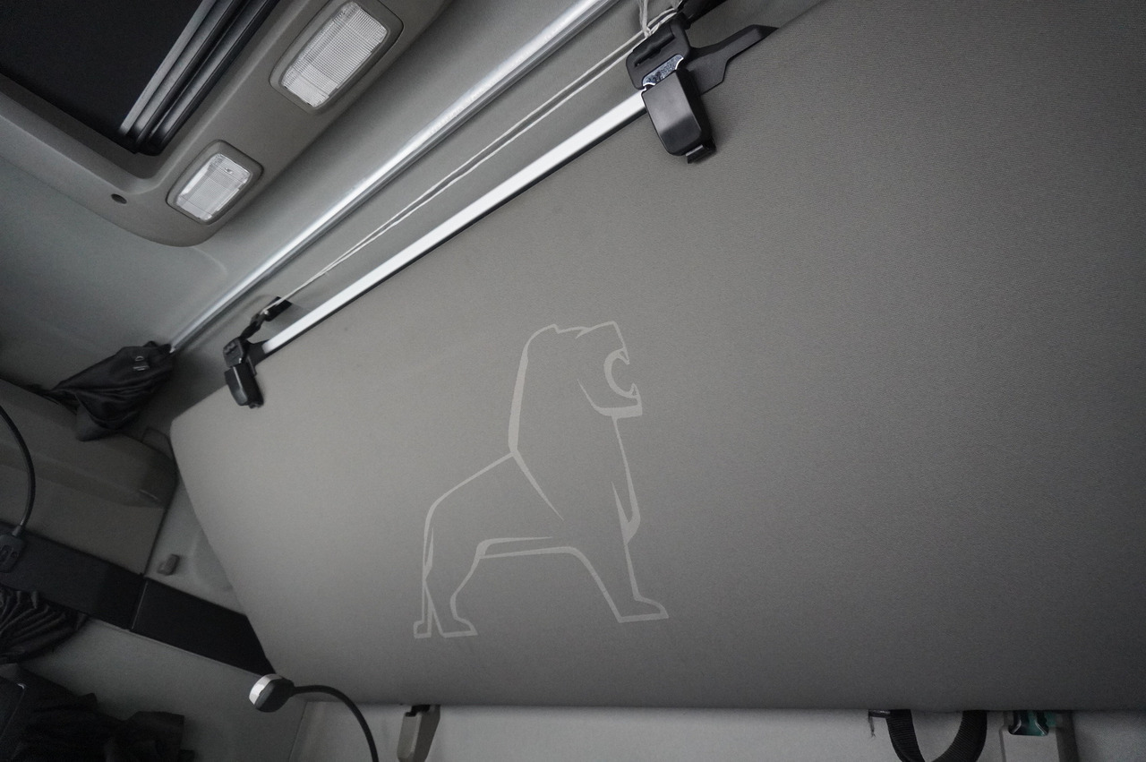 Plane LKW MAN TGX 18.470 / Trailer 19 EPAL / Curtainsider 19 EPAL / 2022 / Retarder / 15 units: das Bild 24 Plane LKW MAN TGX 18.470 / Trailer 19 EPAL / Curtainsider 19 EPAL / 2022 / Retarder / 15 units: das Bild 24