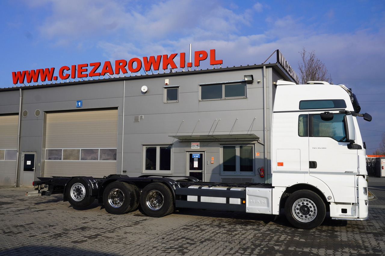 MAN TGX 35.580 E6 8x4/4 - 8.8m chassis frame - Autokran: das Bild 4 MAN TGX 35.580 E6 8x4/4 - 8.8m chassis frame - Autokran: das Bild 4