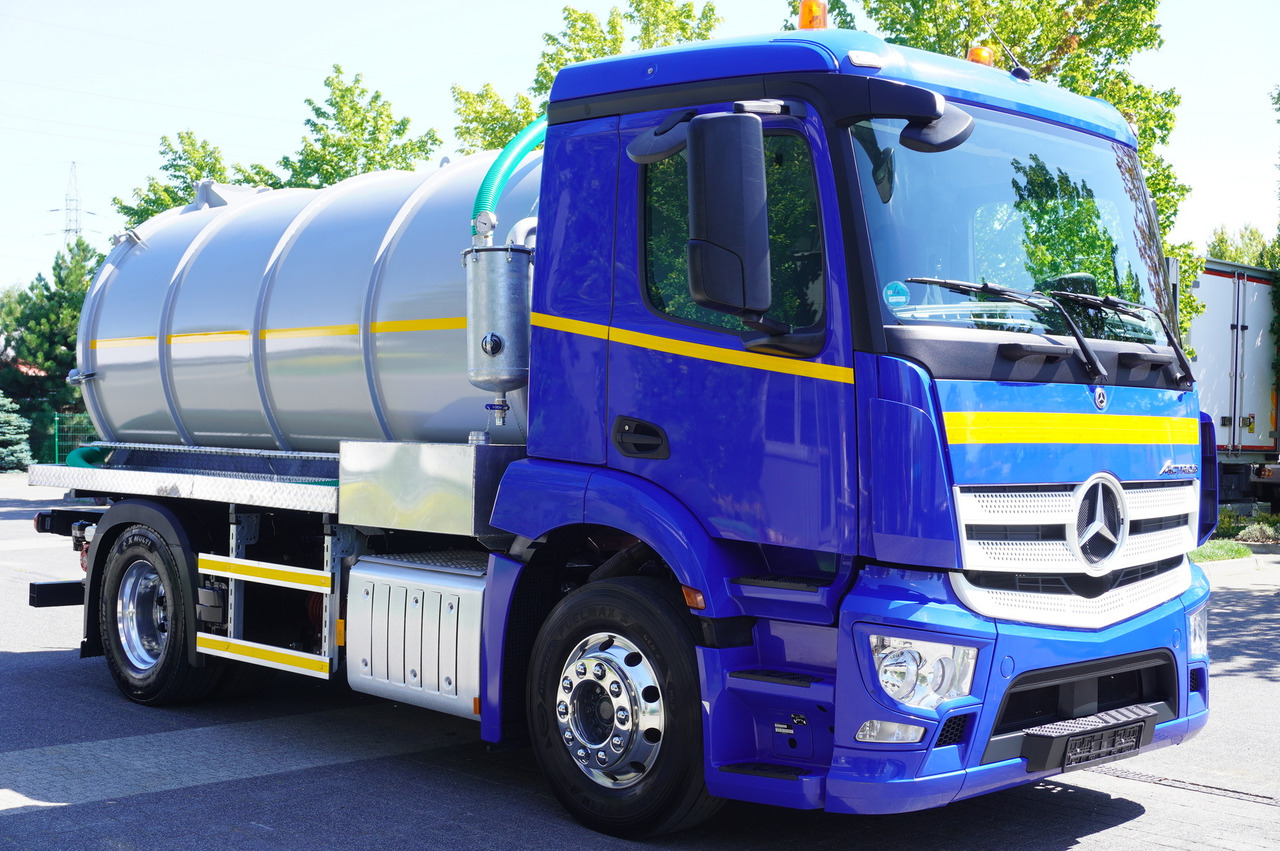 MERCEDES-BENZ Actros 18.35 LS / Body NEW septic tank (08/2025) 11000 l / 280000 kilometers! - Güllefass: das Bild 3 MERCEDES-BENZ Actros 18.35 LS / Body NEW septic tank (08/2025) 11000 l / 280000 kilometers! - Güllefass: das Bild 3