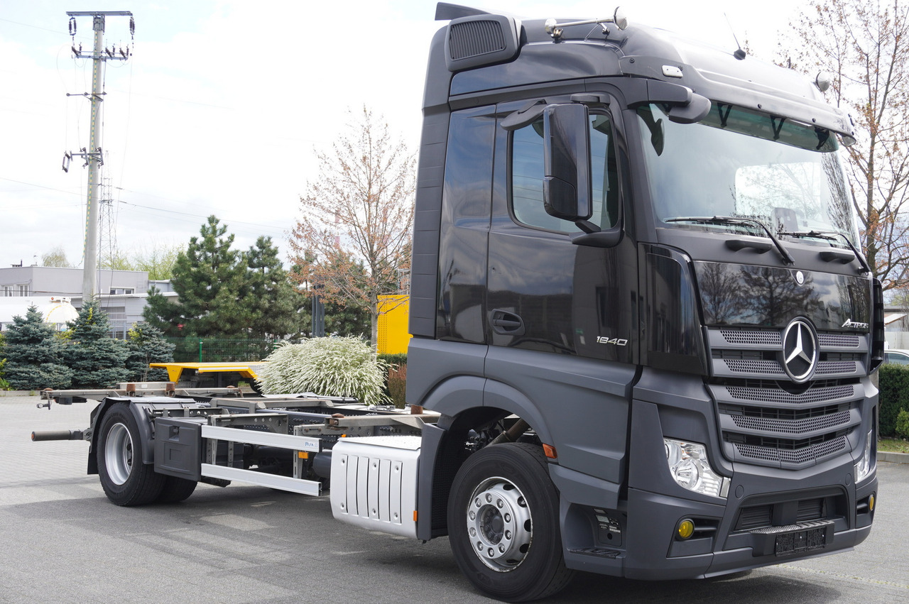 MERCEDES-BENZ Actros 1840 E6 4x2 / Lounge chair BDF - Fahrgestell LKW: das Bild 2 MERCEDES-BENZ Actros 1840 E6 4x2 / Lounge chair BDF - Fahrgestell LKW: das Bild 2