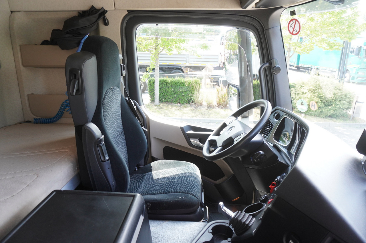 Kipper MERCEDES-BENZ Actros 1840 / New 3-side tipper 10 EPAL / Diff. lock / Load cap 10 t [ Copy ]: das Bild 27