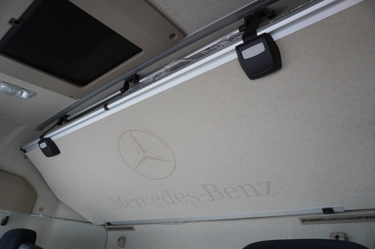 Abschleppwagen MERCEDES-BENZ Actros 1845 4×2 E6 / NEW tow truck platform 8.3 m / Sleeper cab: das Bild 28