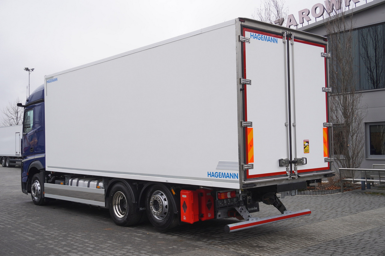 MERCEDES-BENZ Actros 2545 / 2021 / Hagemann refrigerator Multitemperature - Kühlkoffer LKW: das Bild 3 MERCEDES-BENZ Actros 2545 / 2021 / Hagemann refrigerator Multitemperature - Kühlkoffer LKW: das Bild 3