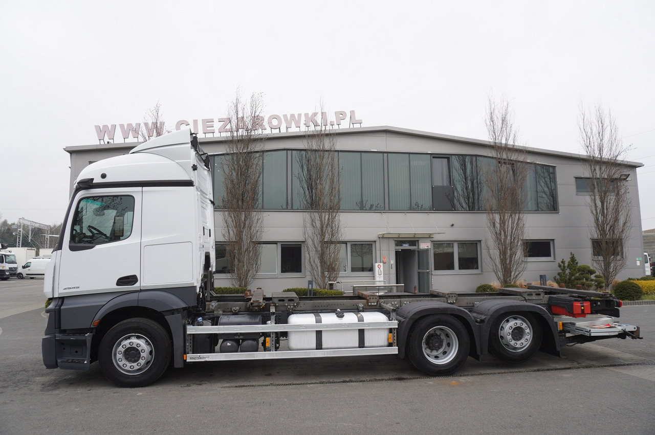 Containerwagen/ Wechselfahrgestell LKW MERCEDES-BENZ Actros 2545 6×2 MP5 / ADR / several units: das Bild 6