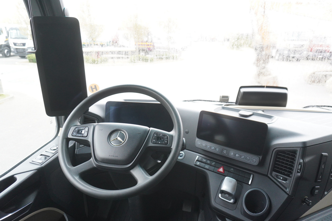 Containerwagen/ Wechselfahrgestell LKW MERCEDES-BENZ Actros 2545 6×2 MP5 / ADR / several units: das Bild 18