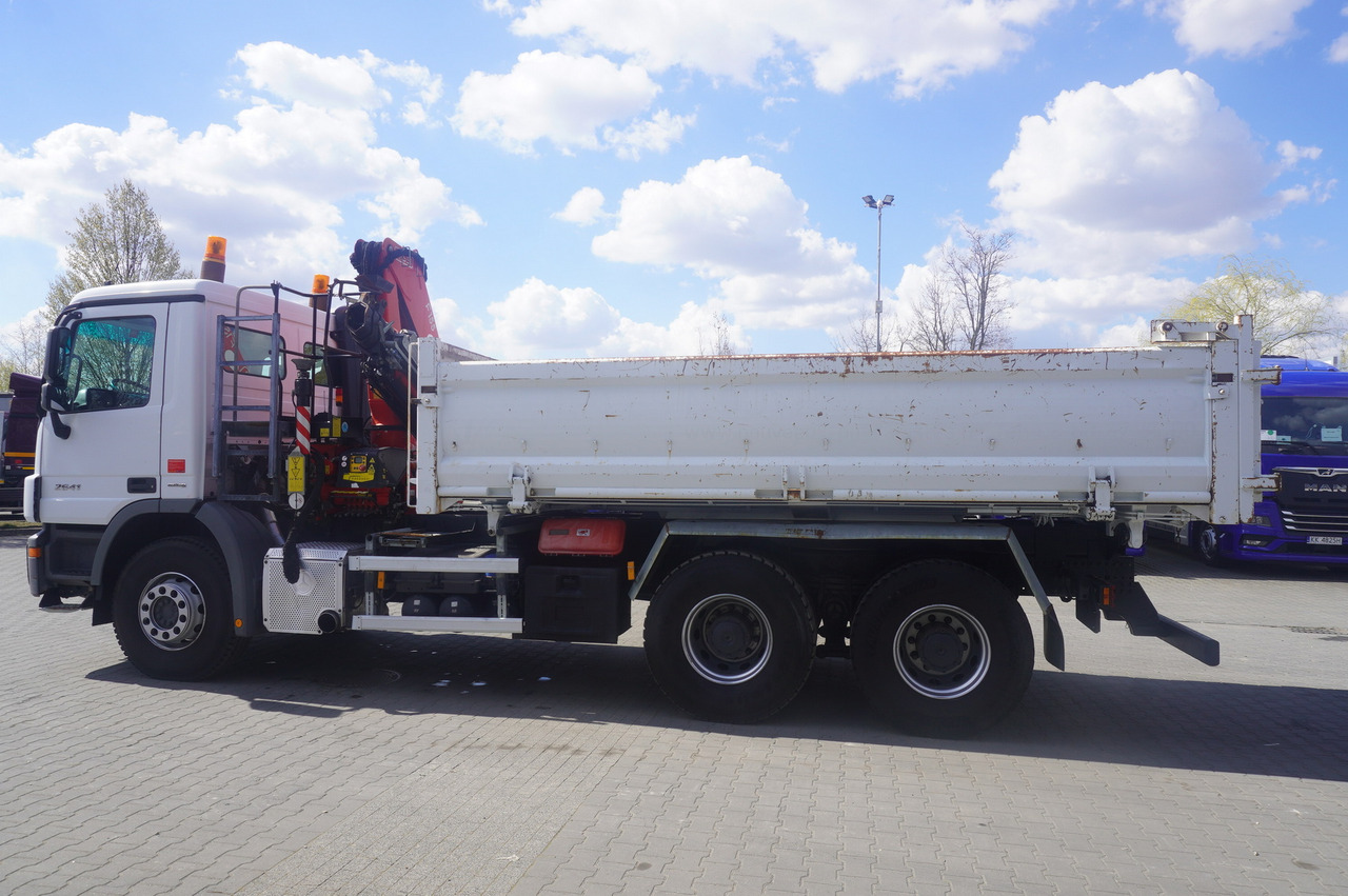 Pritsche LKW, Autokran MERCEDES-BENZ Actros 2641 6×4 E5 / Crane / Dumper / 110000 km!: das Bild 13