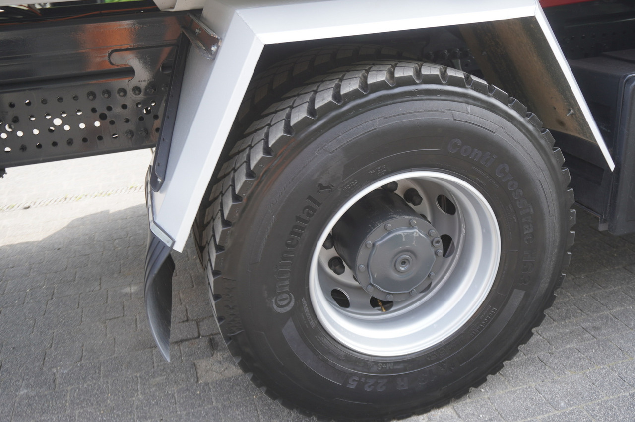 Pritsche LKW, Autokran MERCEDES-BENZ Arocs 1833 / 87,000 km!!! / Hds HIAB X-DUO 128 B-2 / three-sided tipper: das Bild 20