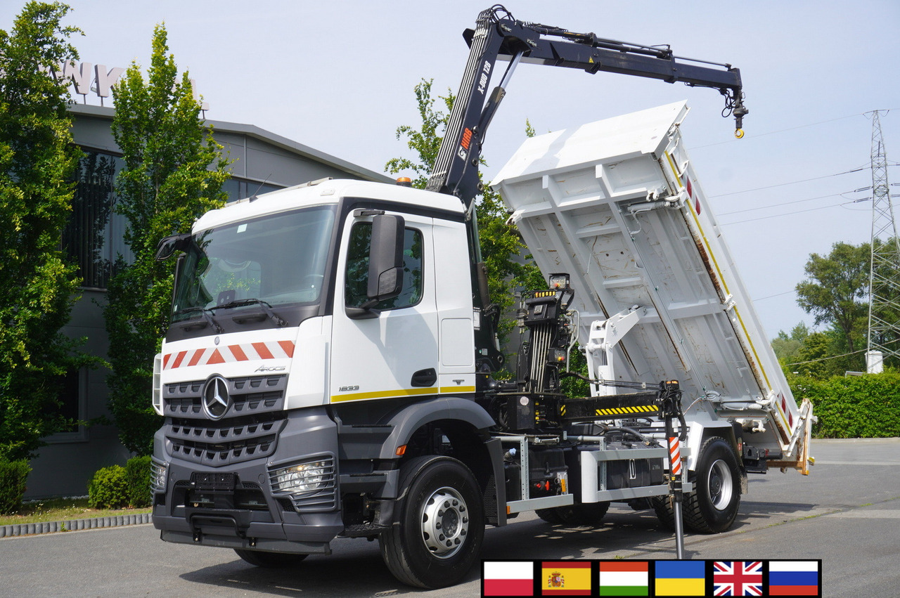 MERCEDES-BENZ Arocs 1833 / 87,000 km!!! / Hds HIAB X-DUO 128 B-2 / three-sided tipper - Pritsche LKW, Autokran: das Bild 1 MERCEDES-BENZ Arocs 1833 / 87,000 km!!! / Hds HIAB X-DUO 128 B-2 / three-sided tipper - Pritsche LKW, Autokran: das Bild 1