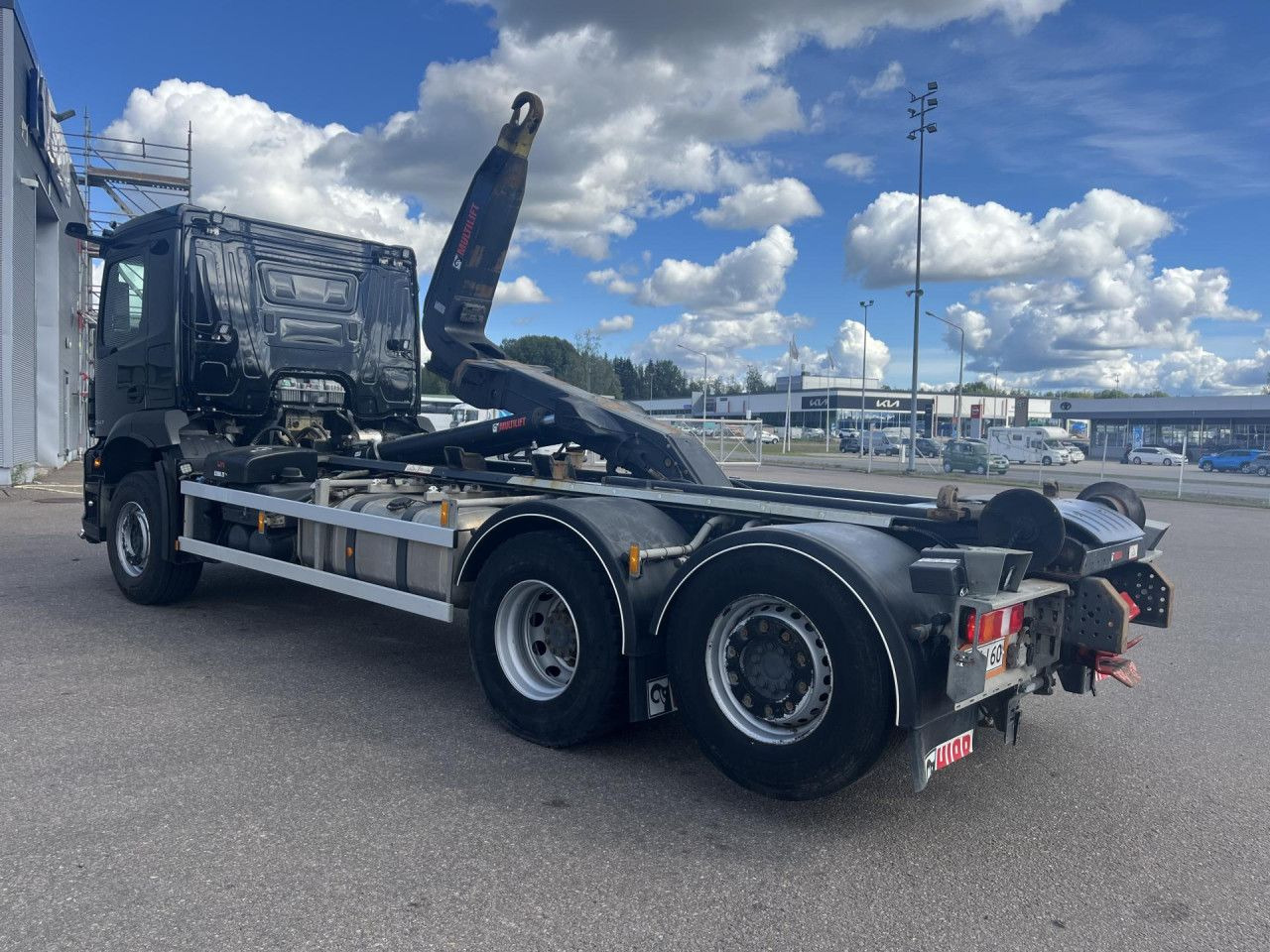 MERCEDES-BENZ Arocs 2543 6x2*4 / 21t Hooklift HIAB ULT21Z56 / 2022 - Abrollkipper: das Bild 2 MERCEDES-BENZ Arocs 2543 6x2*4 / 21t Hooklift HIAB ULT21Z56 / 2022 - Abrollkipper: das Bild 2