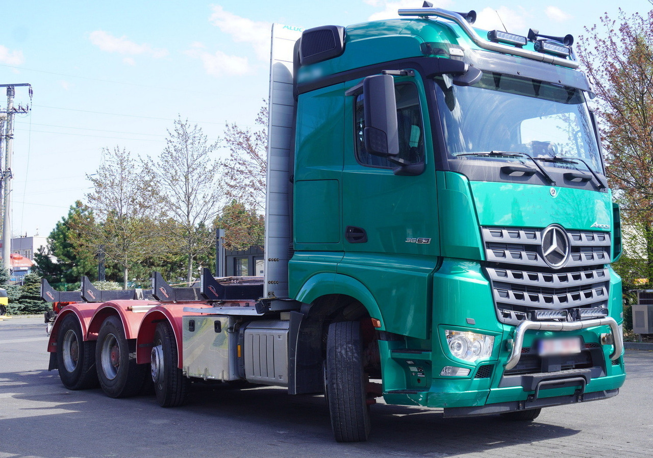 Mercedes-Benz Arocs 3563 8 × 4 / 630 HP / steered axle / Logging superstructure - Holztransporter: das Bild 1 Mercedes-Benz Arocs 3563 8 × 4 / 630 HP / steered axle / Logging superstructure - Holztransporter: das Bild 1