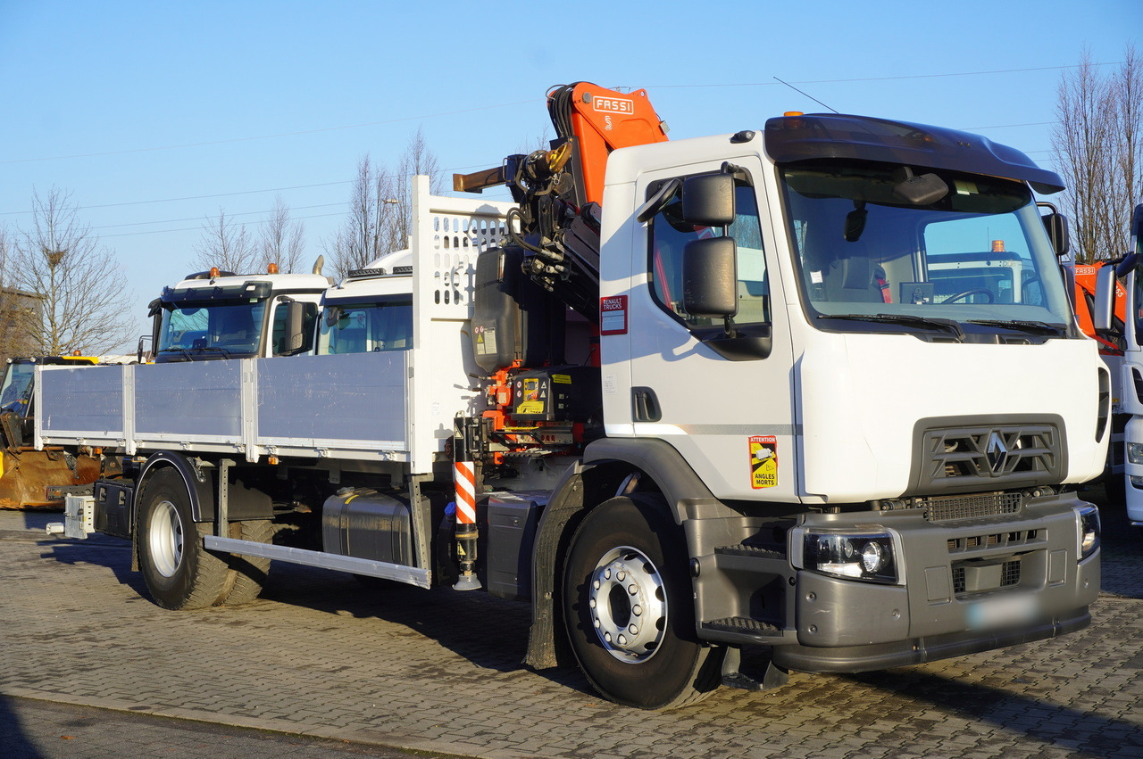 RENAULT C320 P 4x2 / FASSI crane 6 T / 140 MTH!!! / range 10 m / Flatbed 15 EPAL / 52 tho. km!!! - Autokran: das Bild 4 RENAULT C320 P 4x2 / FASSI crane 6 T / 140 MTH!!! / range 10 m / Flatbed 15 EPAL / 52 tho. km!!! - Autokran: das Bild 4