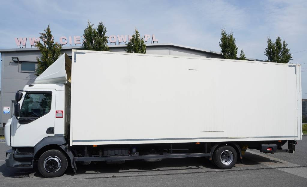 RENAULT D12 E6 / Container 18 pallets / tail lift - Koffer LKW: das Bild 2 RENAULT D12 E6 / Container 18 pallets / tail lift - Koffer LKW: das Bild 2