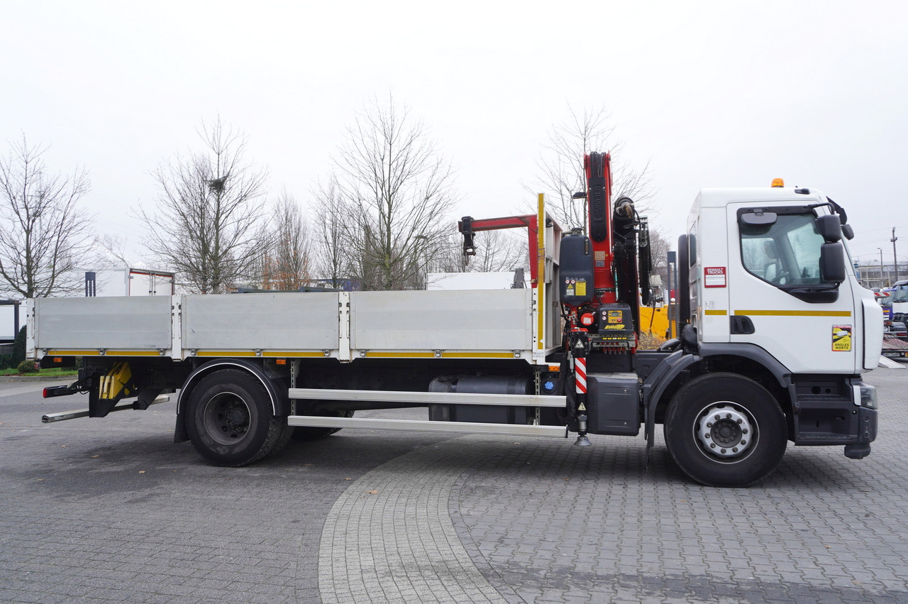 RENAULT RENAULT C280 DTI 8 / FASSI crane 5.6 T / 560 MTH / range 8 m / Flatbed 15 EPAL - Autokran: das Bild 5 RENAULT RENAULT C280 DTI 8 / FASSI crane 5.6 T / 560 MTH / range 8 m / Flatbed 15 EPAL - Autokran: das Bild 5