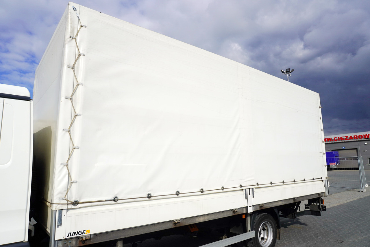 SAXAS Container body + lift Dhollandia 1000 kg - Kofferaufbau: das Bild 2 SAXAS Container body + lift Dhollandia 1000 kg - Kofferaufbau: das Bild 2
