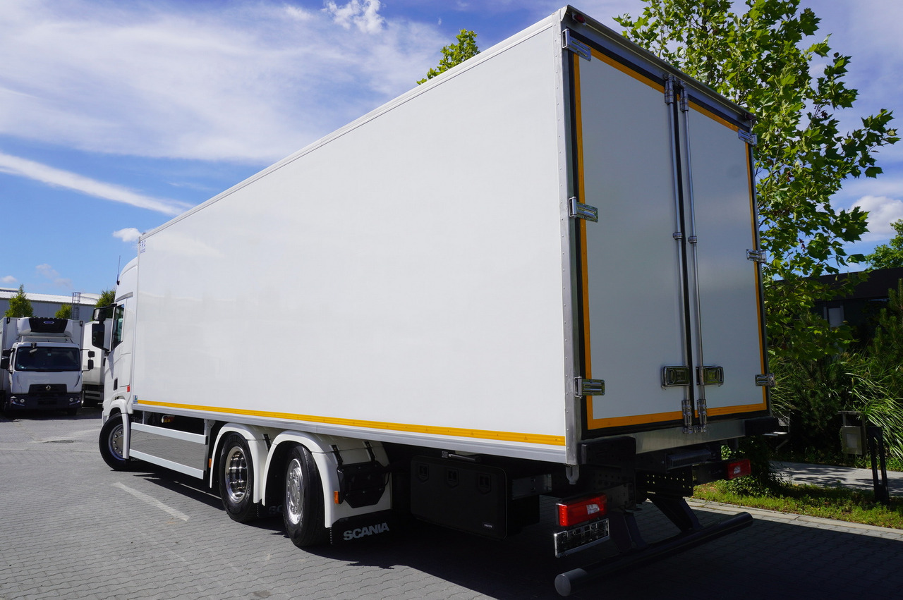 SCANIA R500 / Lecapitaine refrigerator 20 EPAL / Carrier Supra 950 / Steered 3rd axle - Kühlkoffer LKW: das Bild 3 SCANIA R500 / Lecapitaine refrigerator 20 EPAL / Carrier Supra 950 / Steered 3rd axle - Kühlkoffer LKW: das Bild 3