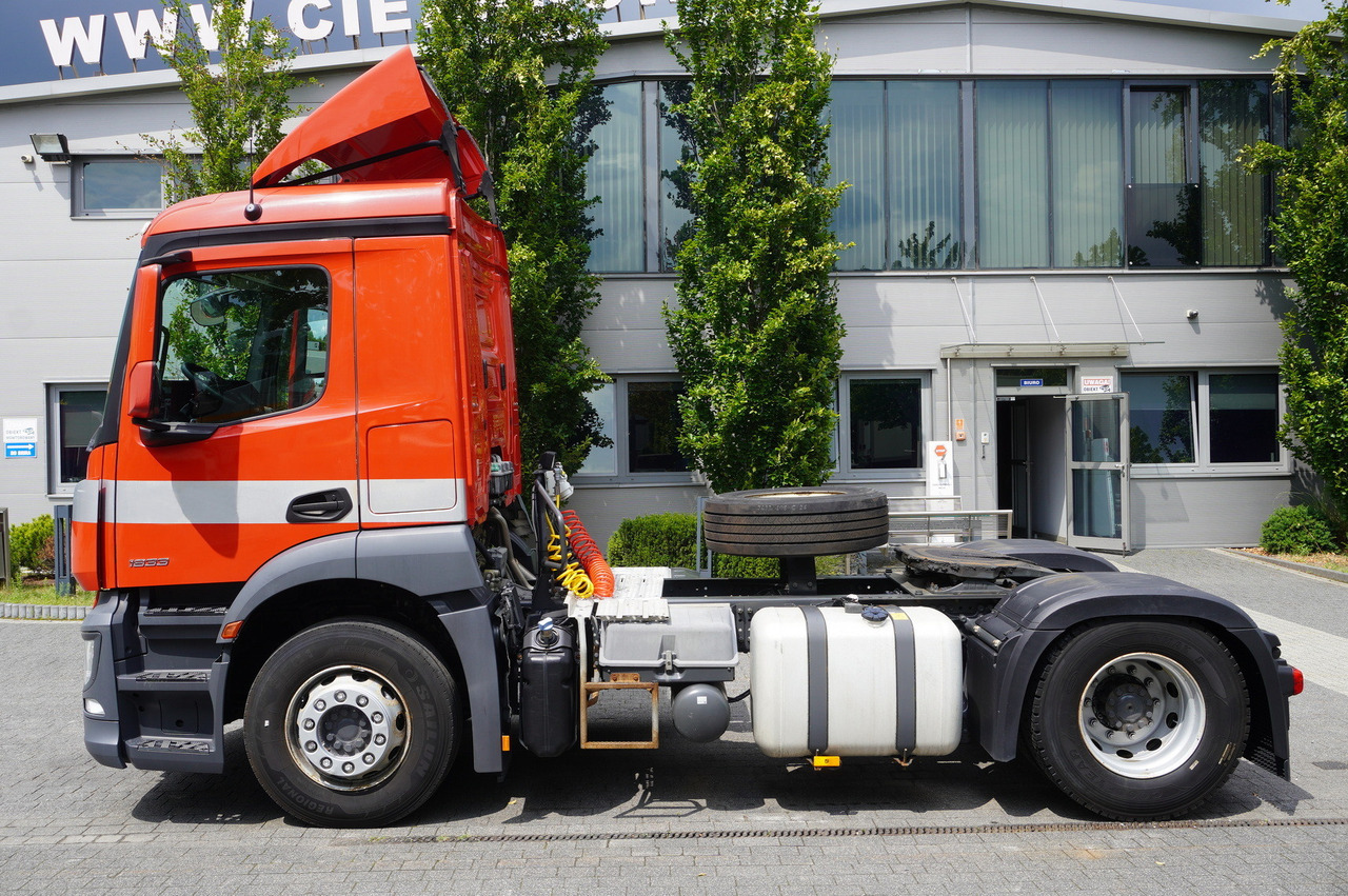 MERCEDES-BENZ Actros 1833 tractor unit / 260 tho. km - Sattelzugmaschine: das Bild 2 MERCEDES-BENZ Actros 1833 tractor unit / 260 tho. km - Sattelzugmaschine: das Bild 2