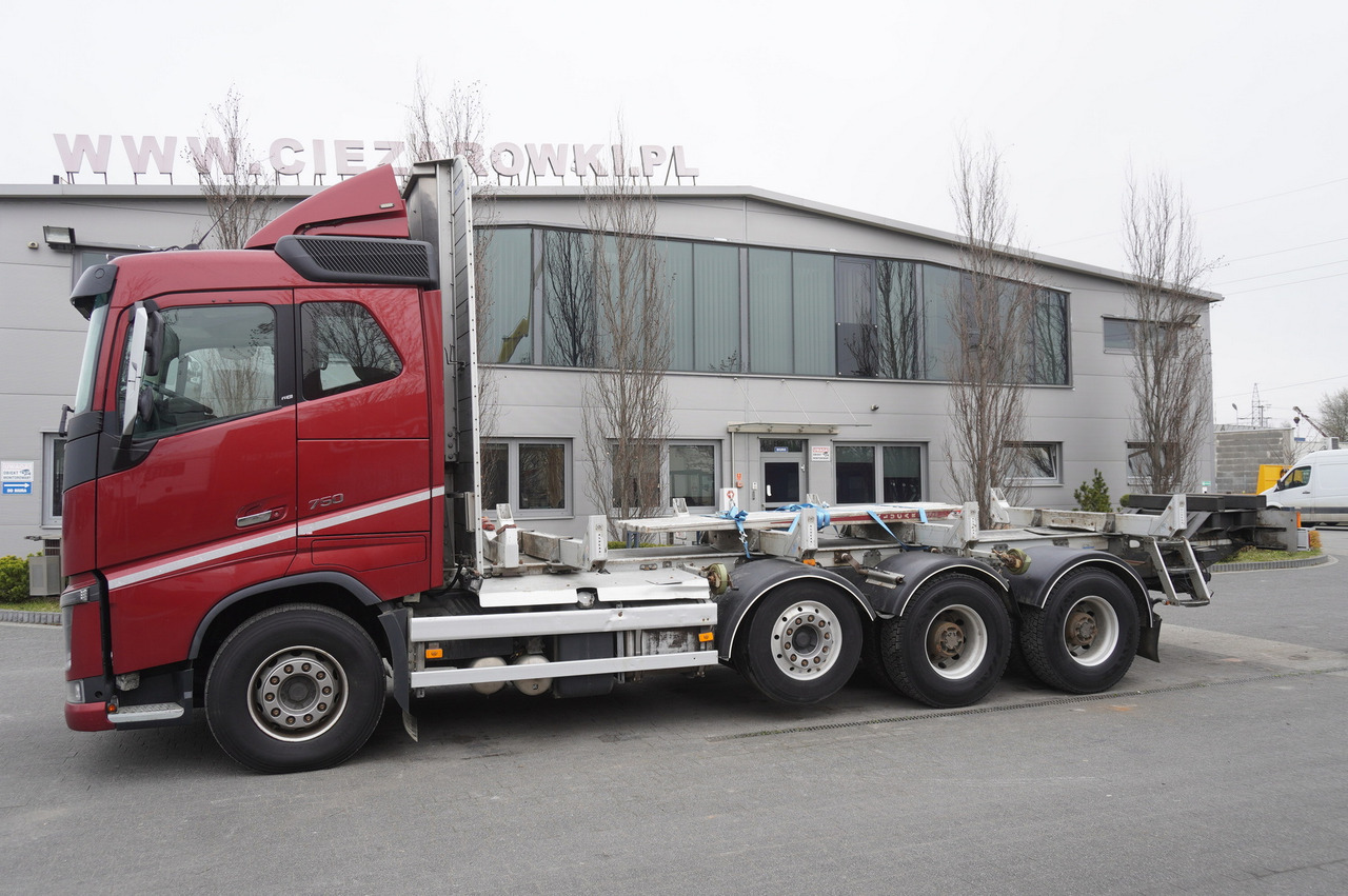 VOLVO FH16 750 / Frame 8 m / 750 HP! / 2021 / stanchion superstructure - Holztransporter: das Bild 4 VOLVO FH16 750 / Frame 8 m / 750 HP! / 2021 / stanchion superstructure - Holztransporter: das Bild 4