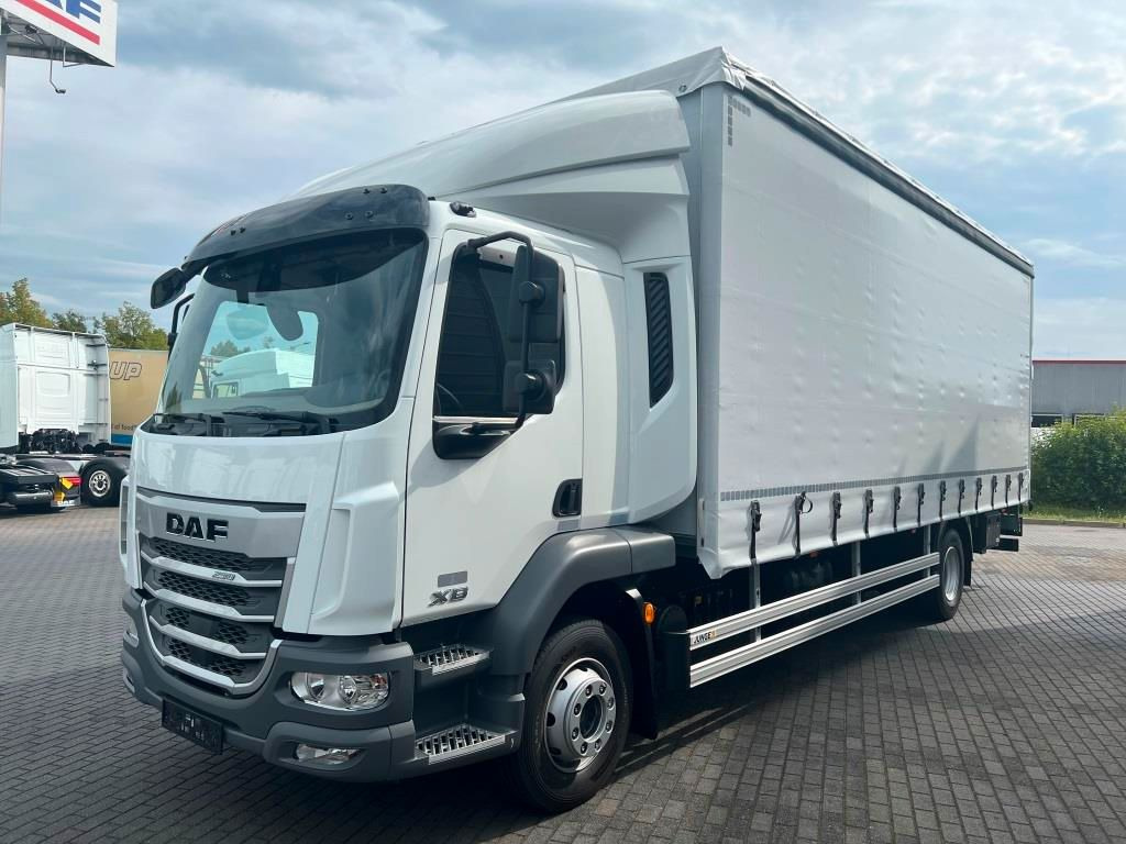 DAF XB 290 FA 16t Junge Curtainsider LBW 1.5 to. AHK - Plane LKW: das Bild 2 DAF XB 290 FA 16t Junge Curtainsider LBW 1.5 to. AHK - Plane LKW: das Bild 2