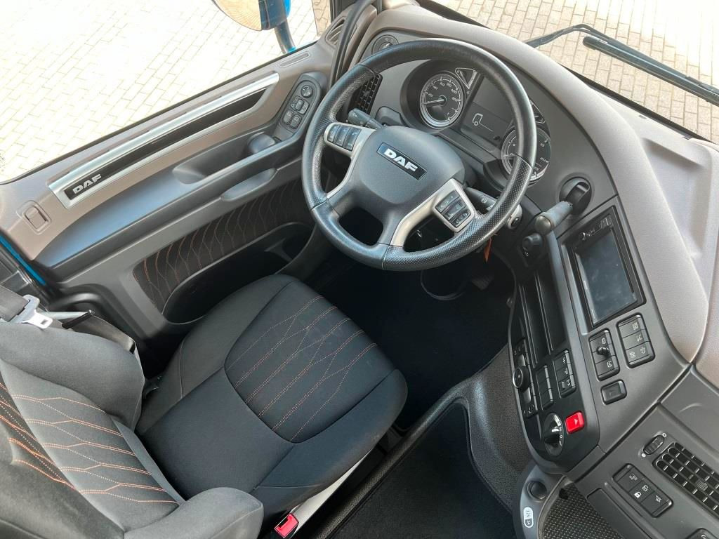 DAF XF 530 FT SSC Retarder Standklima Navigation - Sattelzugmaschine: das Bild 5 DAF XF 530 FT SSC Retarder Standklima Navigation - Sattelzugmaschine: das Bild 5