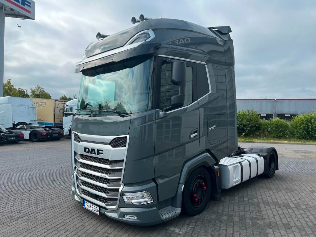 DAF XG+ 530 FT Low Deck Standklima Retarder 2xTank - Sattelzugmaschine: das Bild 2 DAF XG+ 530 FT Low Deck Standklima Retarder 2xTank - Sattelzugmaschine: das Bild 2