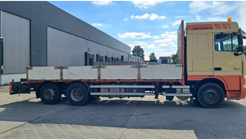 DAF XF 105 410 Spacecab 6x2 Euro 5 - Pritsche LKW: das Bild 4 DAF XF 105 410 Spacecab 6x2 Euro 5 - Pritsche LKW: das Bild 4