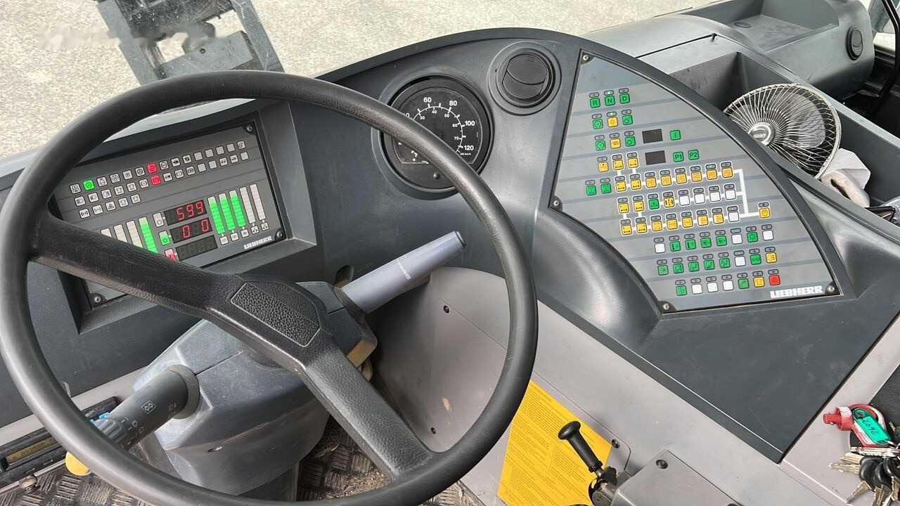 Mobilkran Liebherr LTM 1090 4.1: das Bild 18