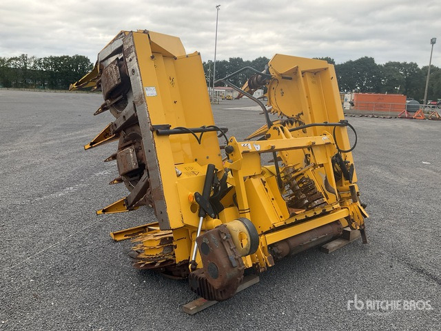 2010 New Holland 360 Forage Harvester Header - Andere Technik: das Bild 4 2010 New Holland 360 Forage Harvester Header - Andere Technik: das Bild 4