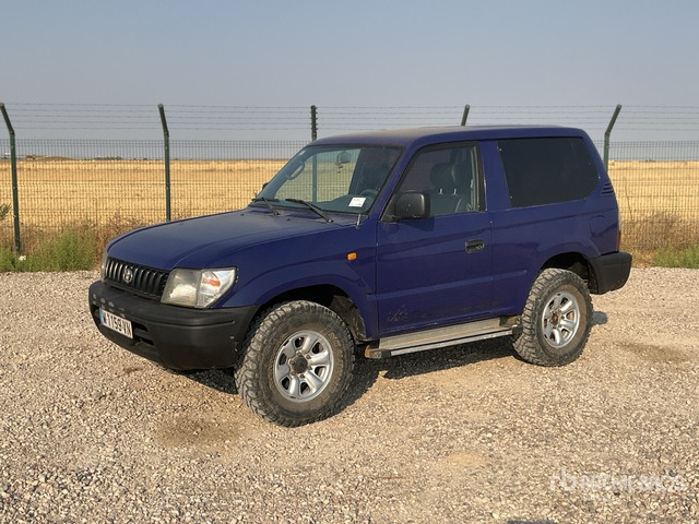 1998 Toyota Land Cruiser AWD SUV - SUV/ Geländewagen: das Bild 3 1998 Toyota Land Cruiser AWD SUV - SUV/ Geländewagen: das Bild 3