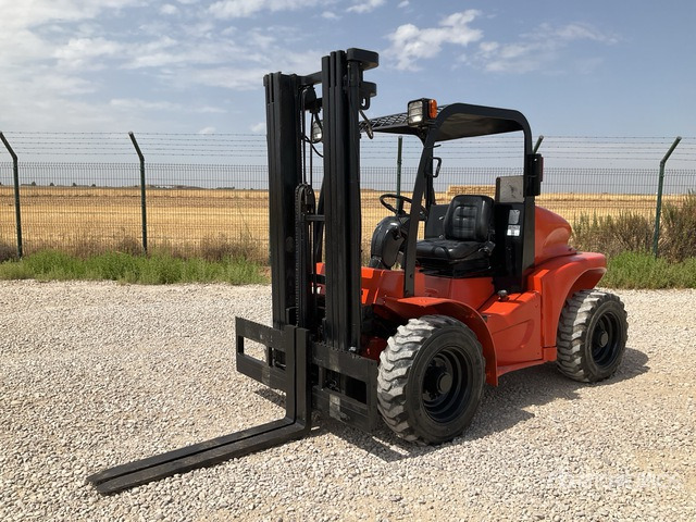 2004 Mast Explorer H25DA 4x4 Rough Terrain Forklift - Geländestapler: das Bild 2 2004 Mast Explorer H25DA 4x4 Rough Terrain Forklift - Geländestapler: das Bild 2