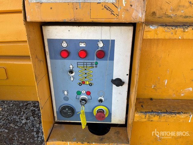 2011 Haulotte H12SX Scissor Lift - Scherenbühne: das Bild 5 2011 Haulotte H12SX Scissor Lift - Scherenbühne: das Bild 5