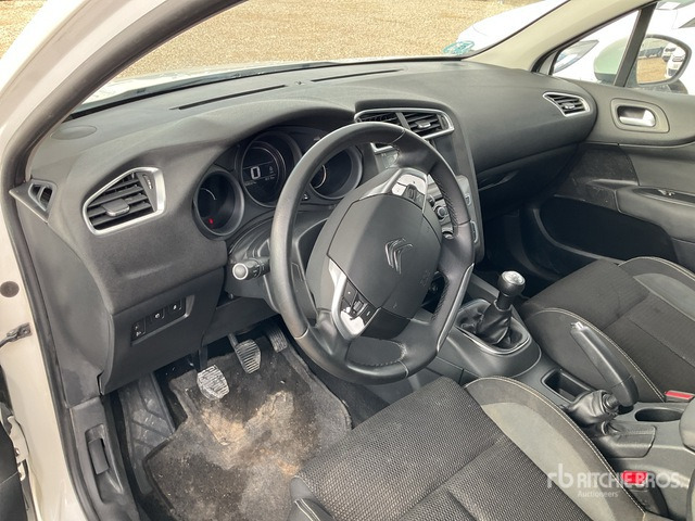 2015 Citroen C4 BlueHDI Automobile - PKW: das Bild 5 2015 Citroen C4 BlueHDI Automobile - PKW: das Bild 5