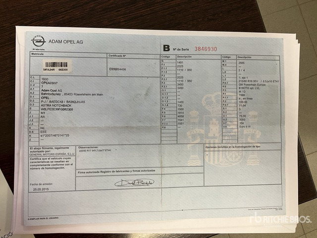 2015 Opel Astra Automobile - PKW: das Bild 2 2015 Opel Astra Automobile - PKW: das Bild 2