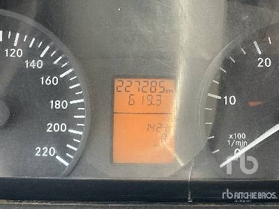 Koffer LKW MERCEDES-BENZ 109CDI: das Bild 6
