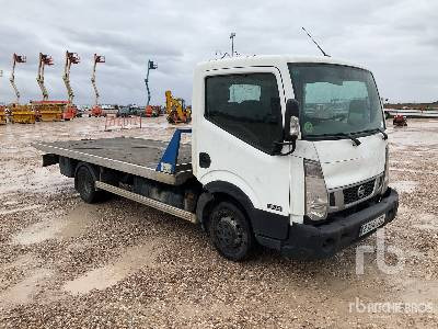 NISSAN NT400 CABSTAR 4x2 (Inoperable) - Containerwagen/ Wechselfahrgestell LKW: das Bild 4 NISSAN NT400 CABSTAR 4x2 (Inoperable) - Containerwagen/ Wechselfahrgestell LKW: das Bild 4