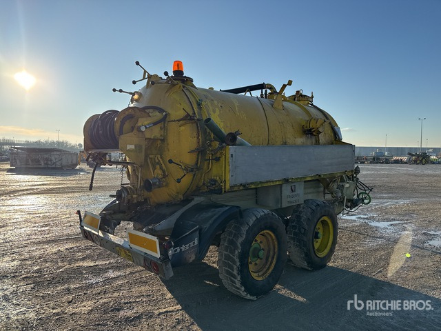 1988 Olivetti Dumper 200 T/A Agricultural Tank Trailer :Misc. Agricultural Trailer - Landwirtschaftlicher Anhänger: das Bild 3 1988 Olivetti Dumper 200 T/A Agricultural Tank Trailer :Misc. Agricultural Trailer - Landwirtschaftlicher Anhänger: das Bild 3