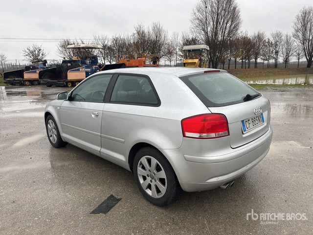 2004 Audi A3 Automobile - PKW: das Bild 2 2004 Audi A3 Automobile - PKW: das Bild 2