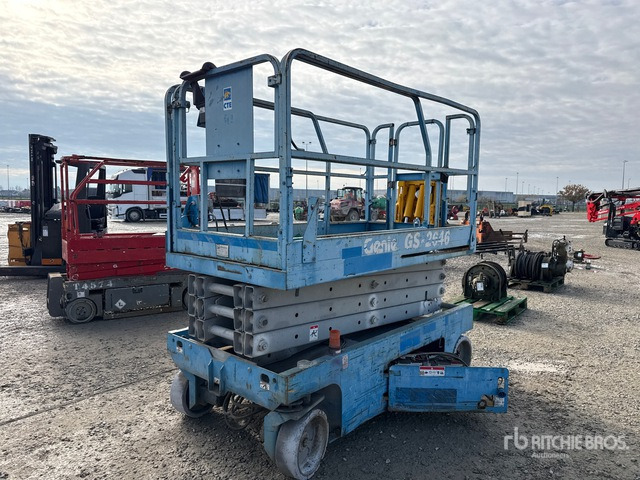 2004 Genie GS2646 (Inoperable) Scissor Lift - Scherenbühne: das Bild 3 2004 Genie GS2646 (Inoperable) Scissor Lift - Scherenbühne: das Bild 3