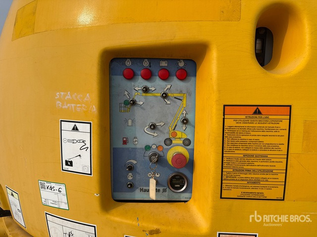 2004 Haulotte HA26PX Diesel Articulating Boom Lift - Gelenkarmbühne: das Bild 5 2004 Haulotte HA26PX Diesel Articulating Boom Lift - Gelenkarmbühne: das Bild 5