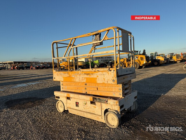 2006 Haulotte Compact 10 Electric (Inoperable) Scissor Lift - Scherenbühne: das Bild 1 2006 Haulotte Compact 10 Electric (Inoperable) Scissor Lift - Scherenbühne: das Bild 1