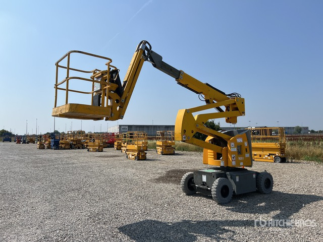 2008 Haulotte HA12IP Electric Articulating Boom Lift - Gelenkarmbühne: das Bild 1 2008 Haulotte HA12IP Electric Articulating Boom Lift - Gelenkarmbühne: das Bild 1