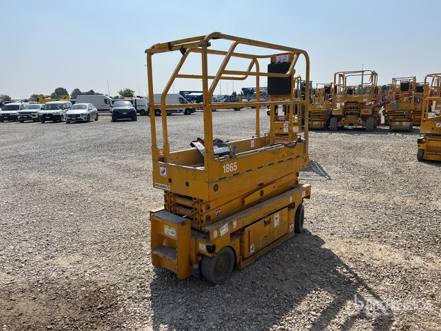 2008 Haulotte Optimum 8 Electric (Inoperable) Scissor Lift - Scherenbühne: das Bild 3 2008 Haulotte Optimum 8 Electric (Inoperable) Scissor Lift - Scherenbühne: das Bild 3