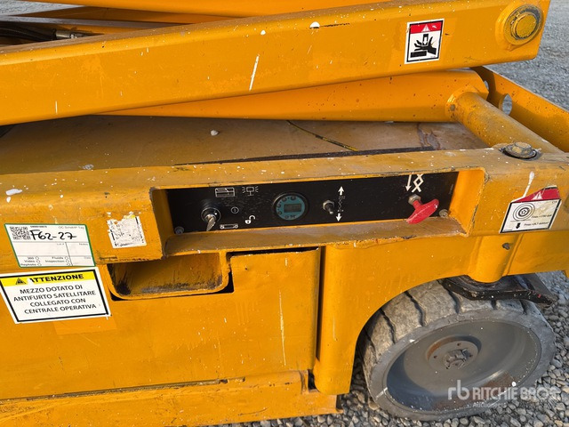 2011 Haulotte Compact 14 Electric Scissor Lift - Scherenbühne: das Bild 5 2011 Haulotte Compact 14 Electric Scissor Lift - Scherenbühne: das Bild 5