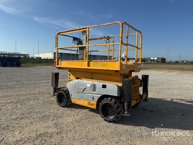 2011 Haulotte Compact12DX (Inoperable) Scissor Lift - Scherenbühne: das Bild 3 2011 Haulotte Compact12DX (Inoperable) Scissor Lift - Scherenbühne: das Bild 3