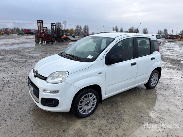 2013 Fiat Panda Automobile - PKW: das Bild 1 2013 Fiat Panda Automobile - PKW: das Bild 1