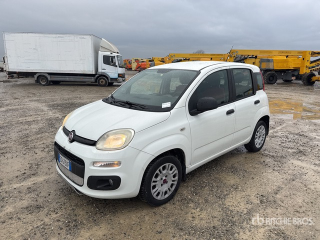 2013 Fiat Panda Automobile - PKW: das Bild 1 2013 Fiat Panda Automobile - PKW: das Bild 1