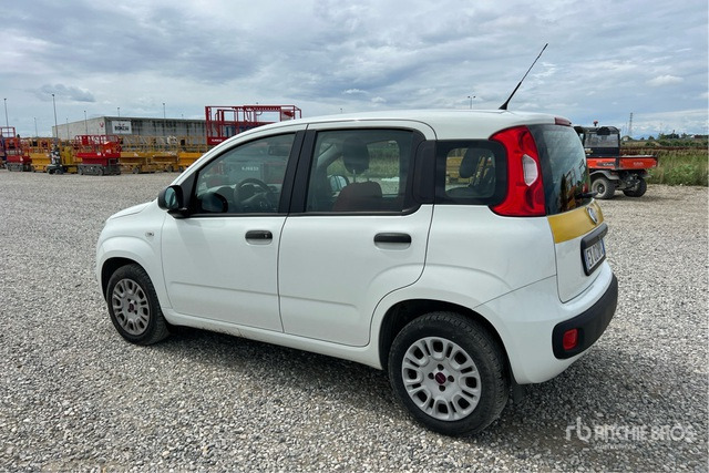 2014 Fiat Panda Automobile - PKW: das Bild 3 2014 Fiat Panda Automobile - PKW: das Bild 3