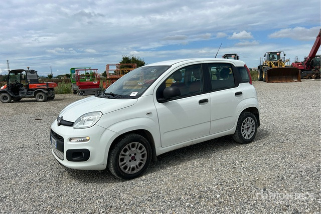 2014 Fiat Panda Automobile - PKW: das Bild 2 2014 Fiat Panda Automobile - PKW: das Bild 2