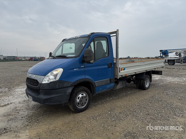 2015 Iveco Daily 35C11 Flatbed Truck - Pritsche LKW: das Bild 1 2015 Iveco Daily 35C11 Flatbed Truck - Pritsche LKW: das Bild 1
